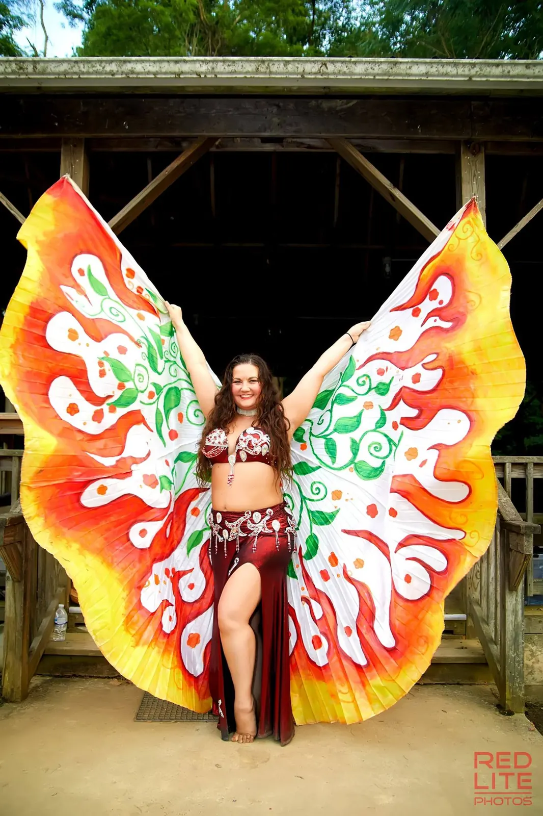 Lorenda bellydance performance 25