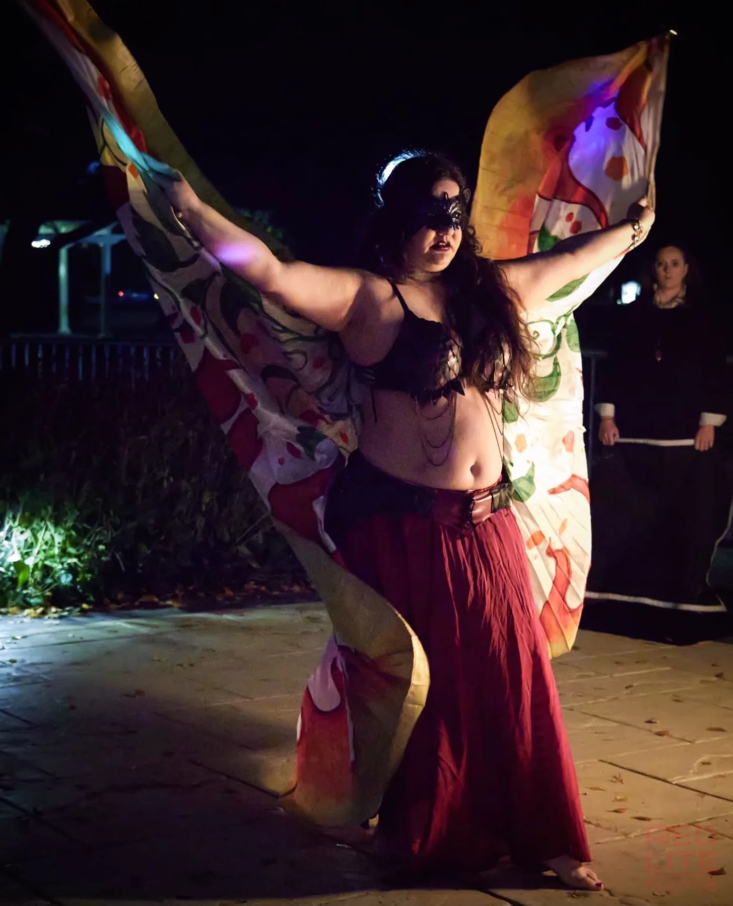 Lorenda bellydance performance 44