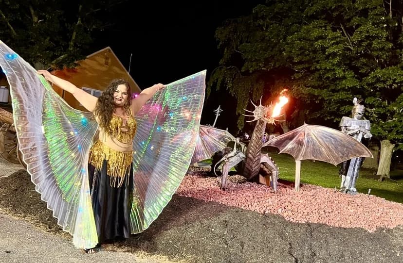 Lorenda bellydance performance 46