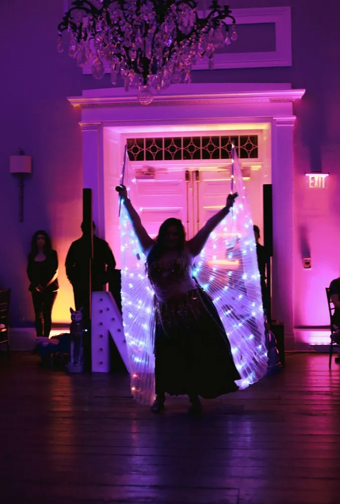 Lorenda LED performance 19