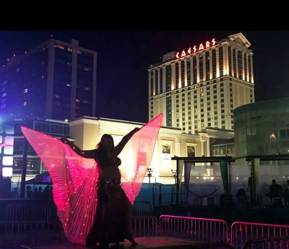 Lorenda LED performance 5