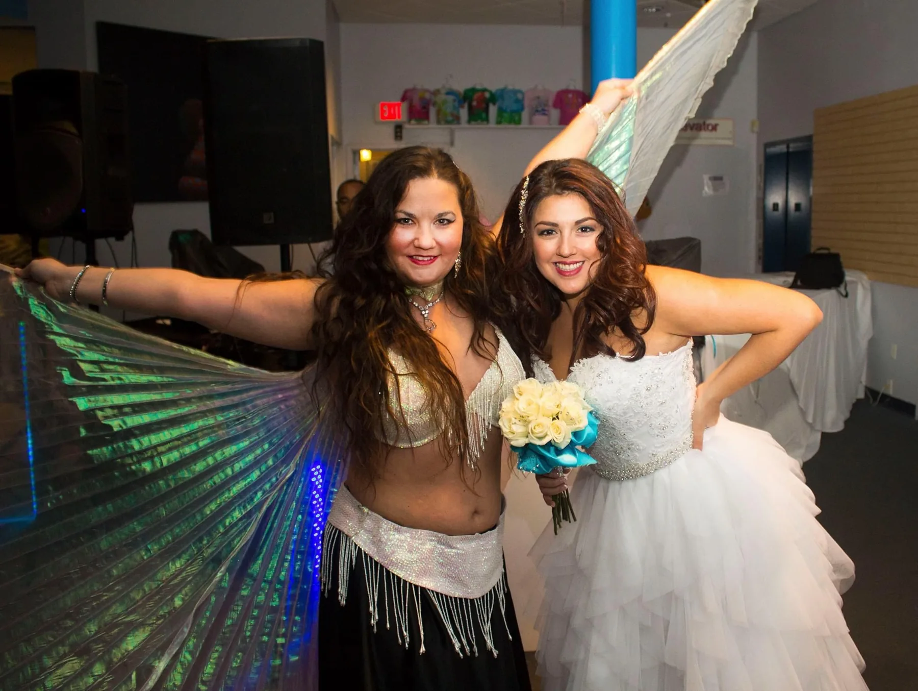 Lorenda belly dance performance