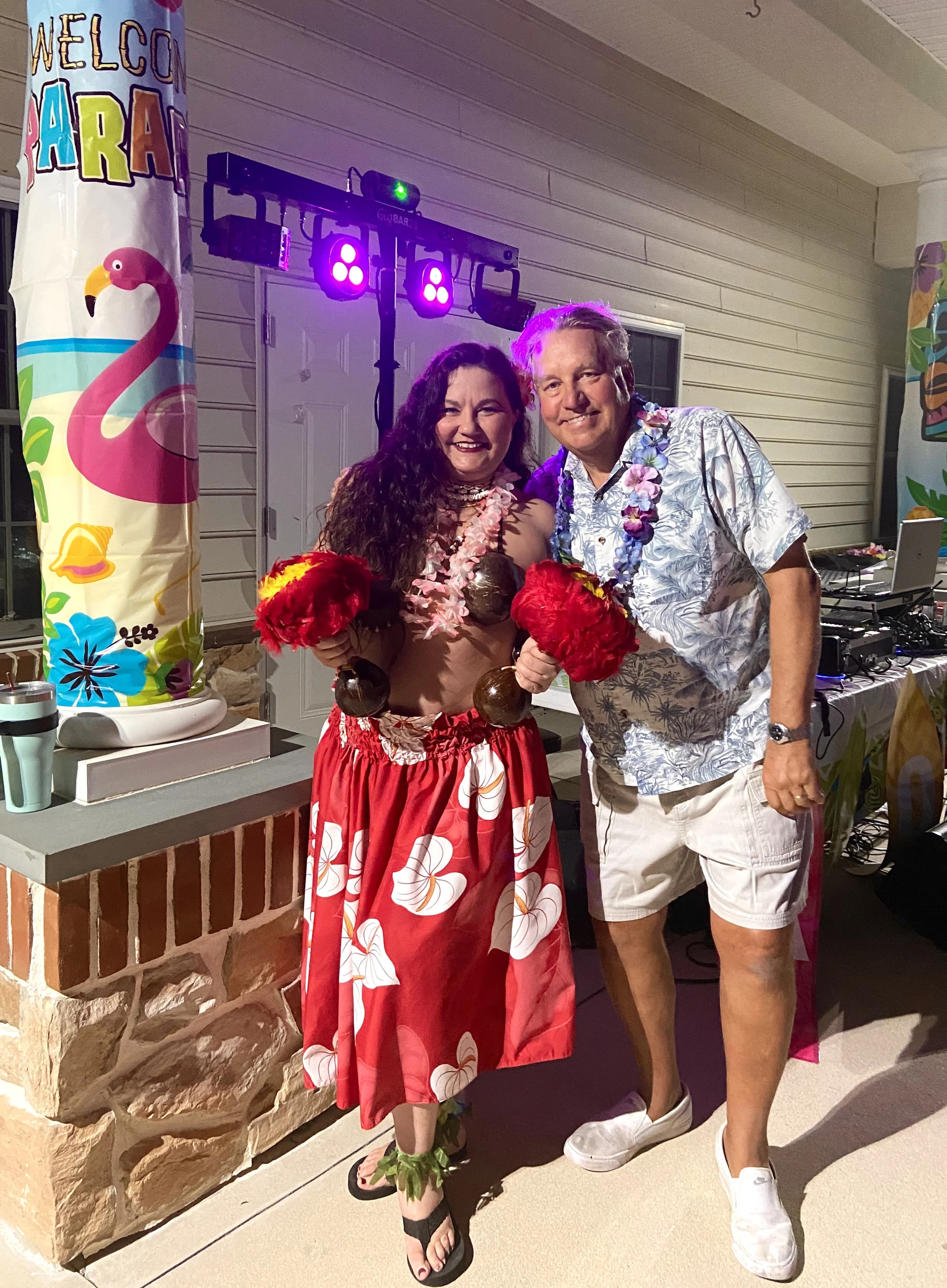 Lorenda island hula performance