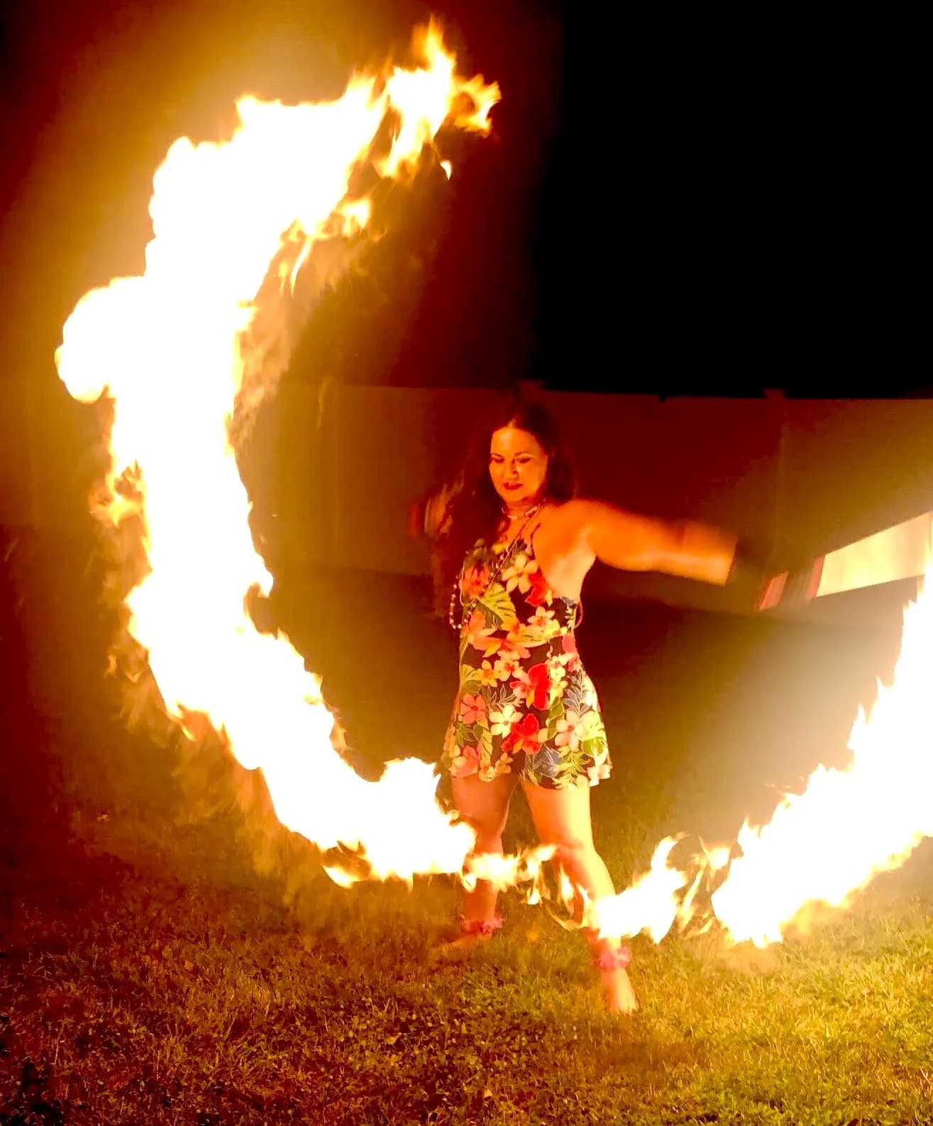 Lorenda island hula performance