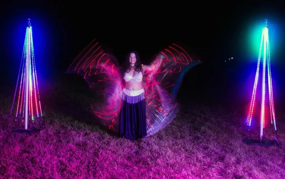 Lorenda LED performance 4